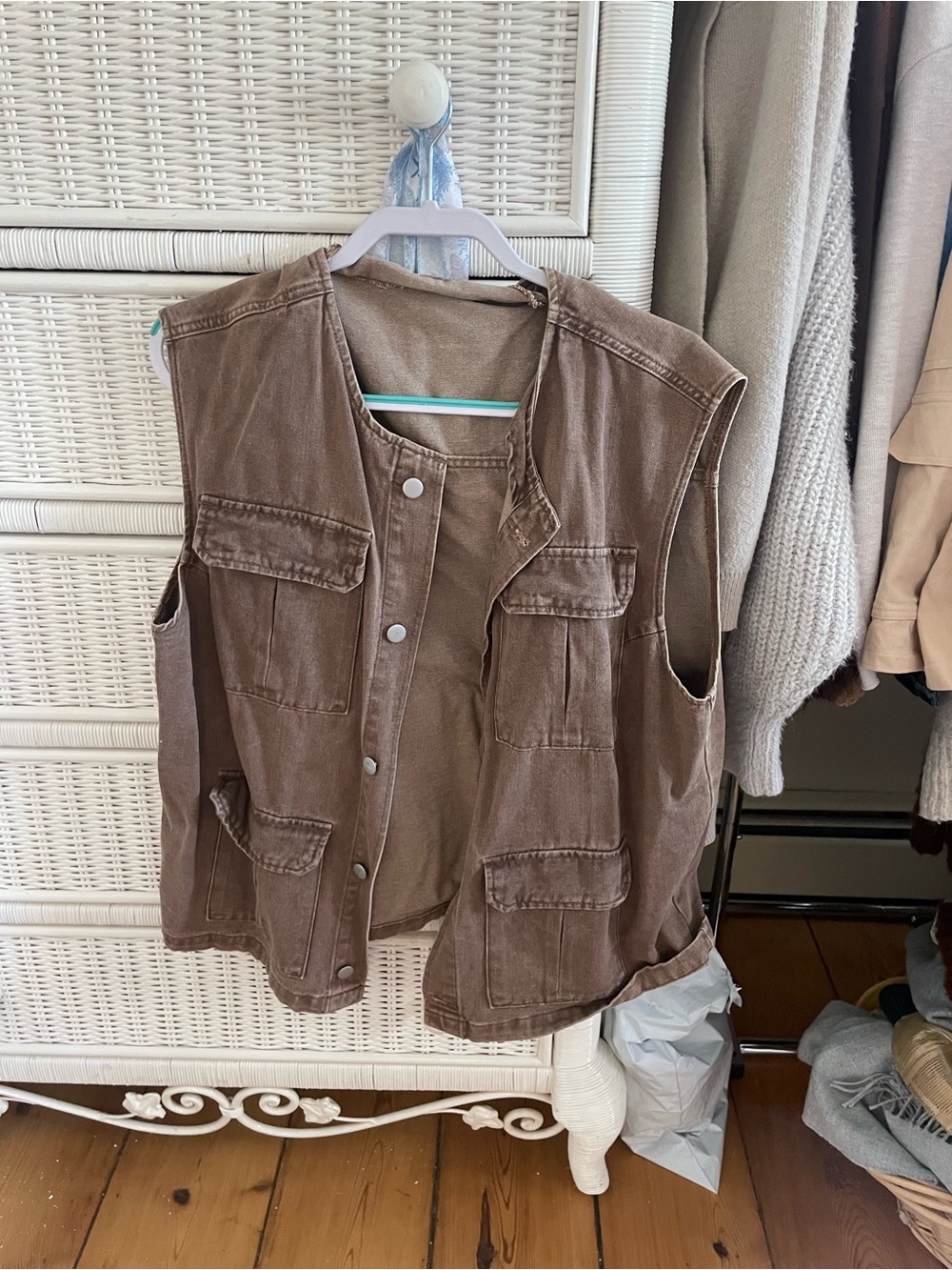 Brown Utility Vest with Front Pockets